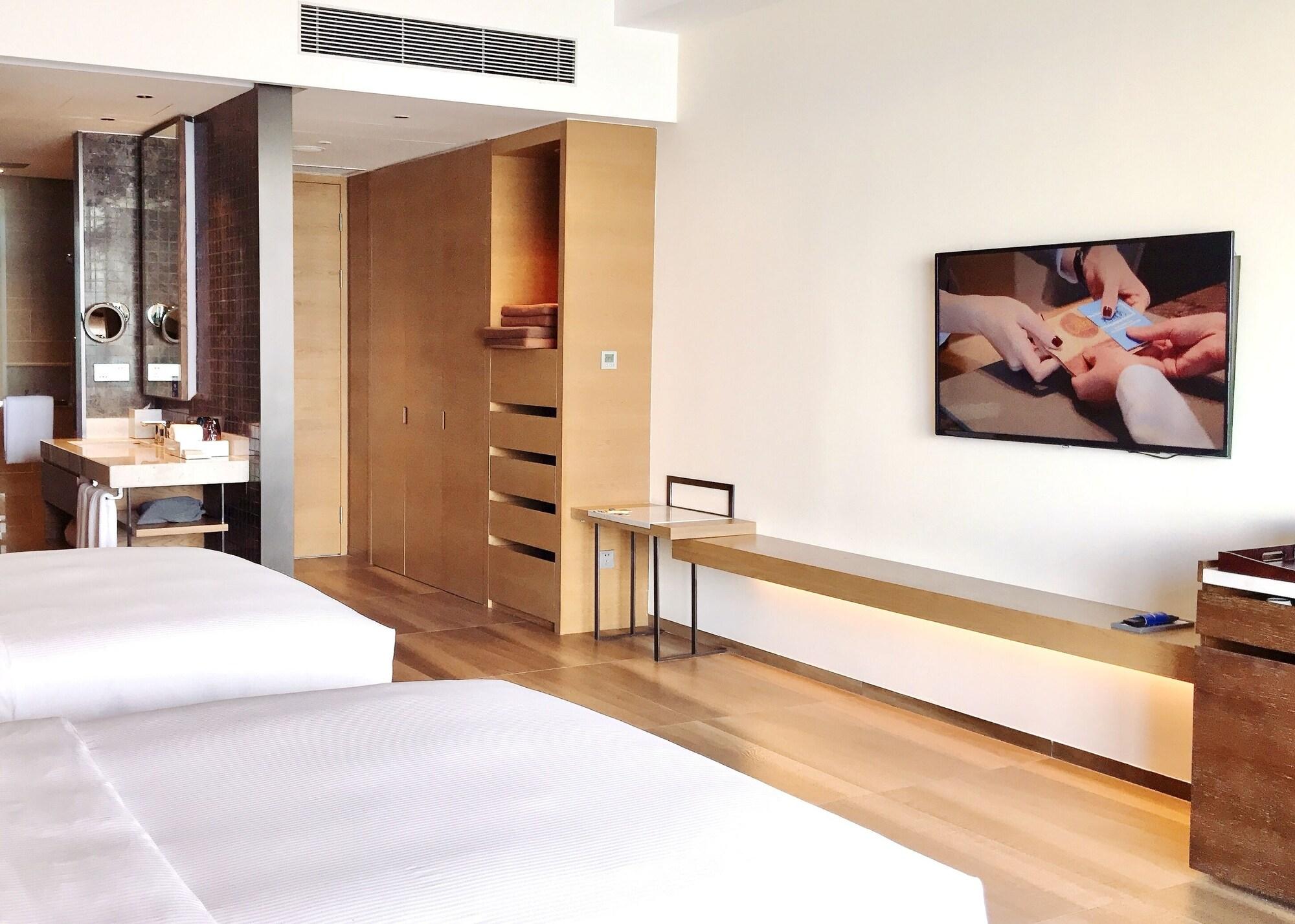 Doubletree By Hilton Huidong Resort Huizhou  Exteriör bild