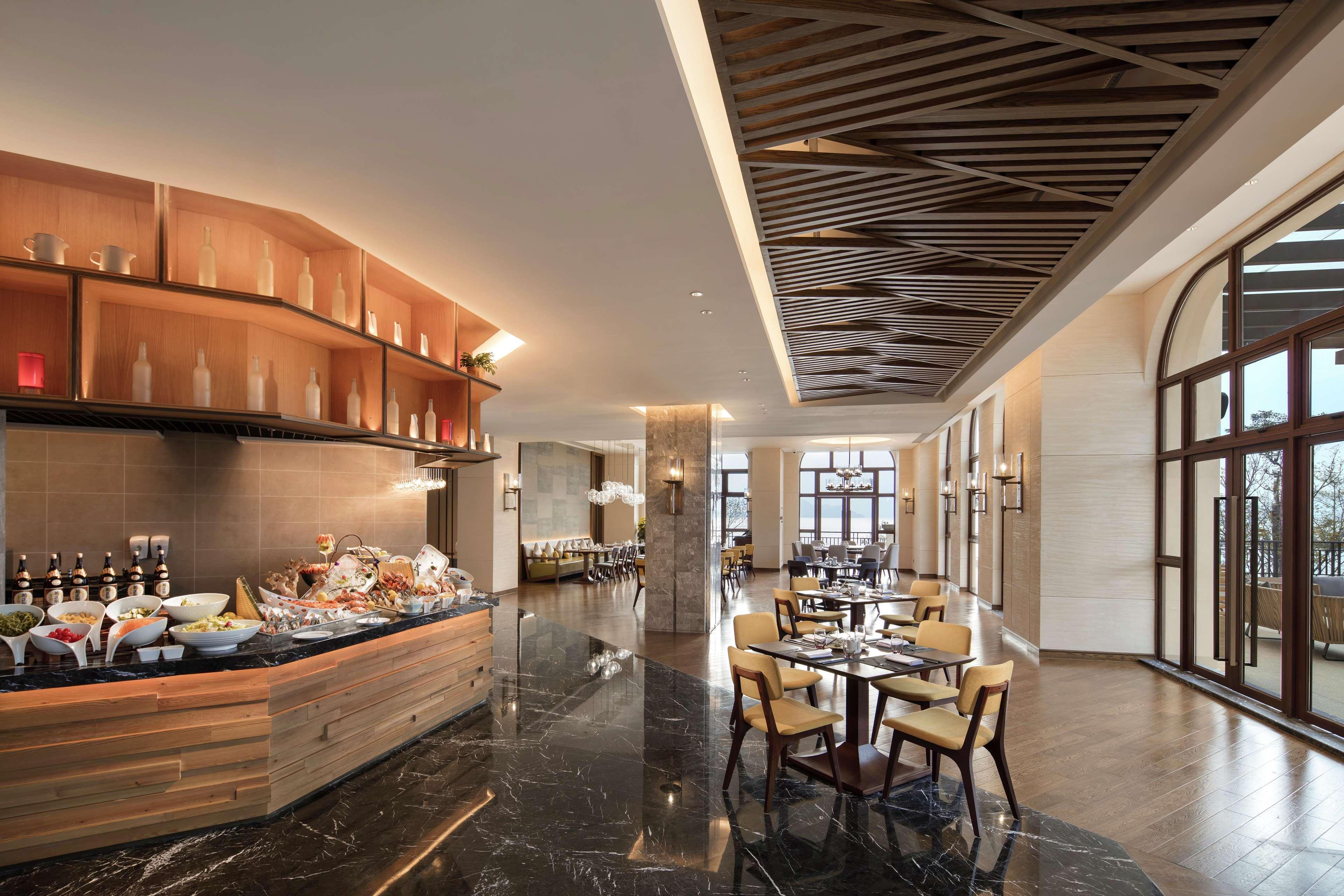 Doubletree By Hilton Huidong Resort Huizhou  Exteriör bild