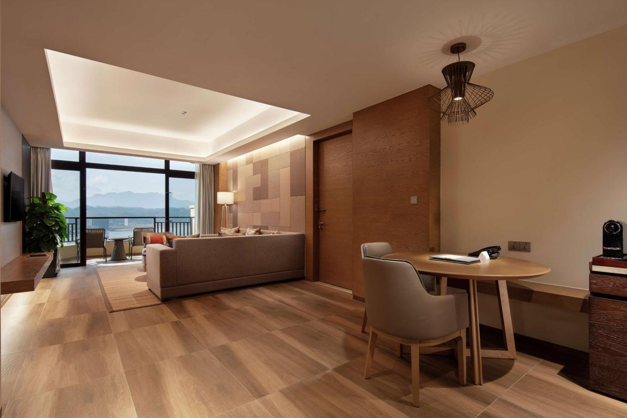 Doubletree By Hilton Huidong Resort Huizhou  Exteriör bild