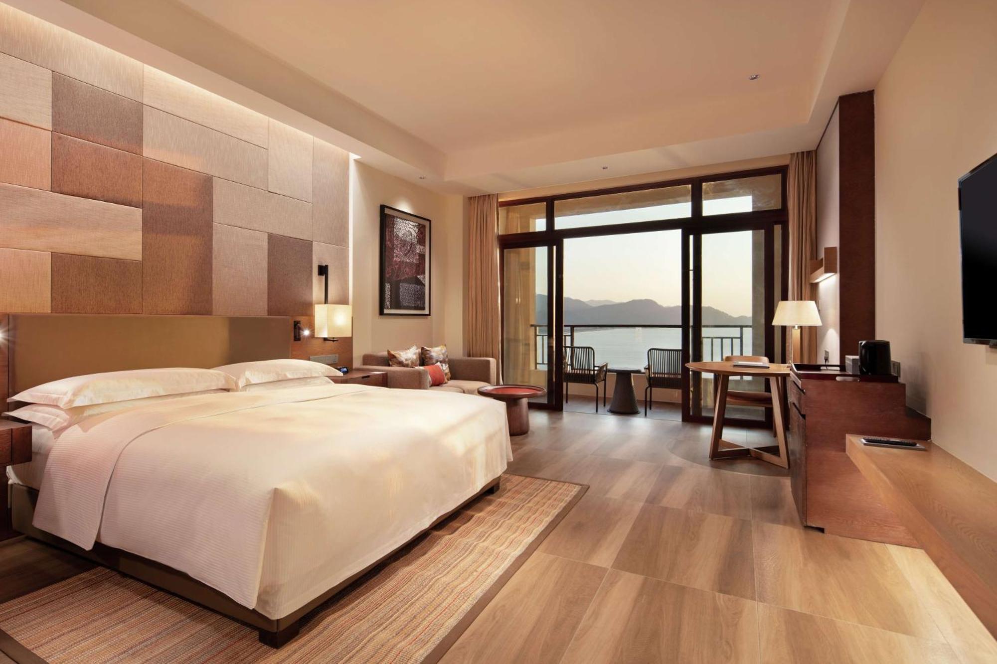 Doubletree By Hilton Huidong Resort Huizhou  Exteriör bild